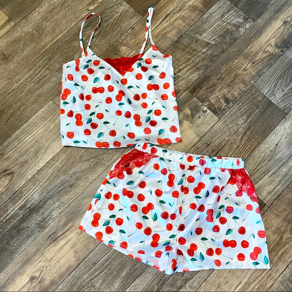 SOLD 💕NEW Boohoo Satin Cherry Sleep Set - Picture 4 of 16